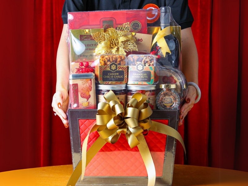 giỏ bánh trung thu tặng khách hàng